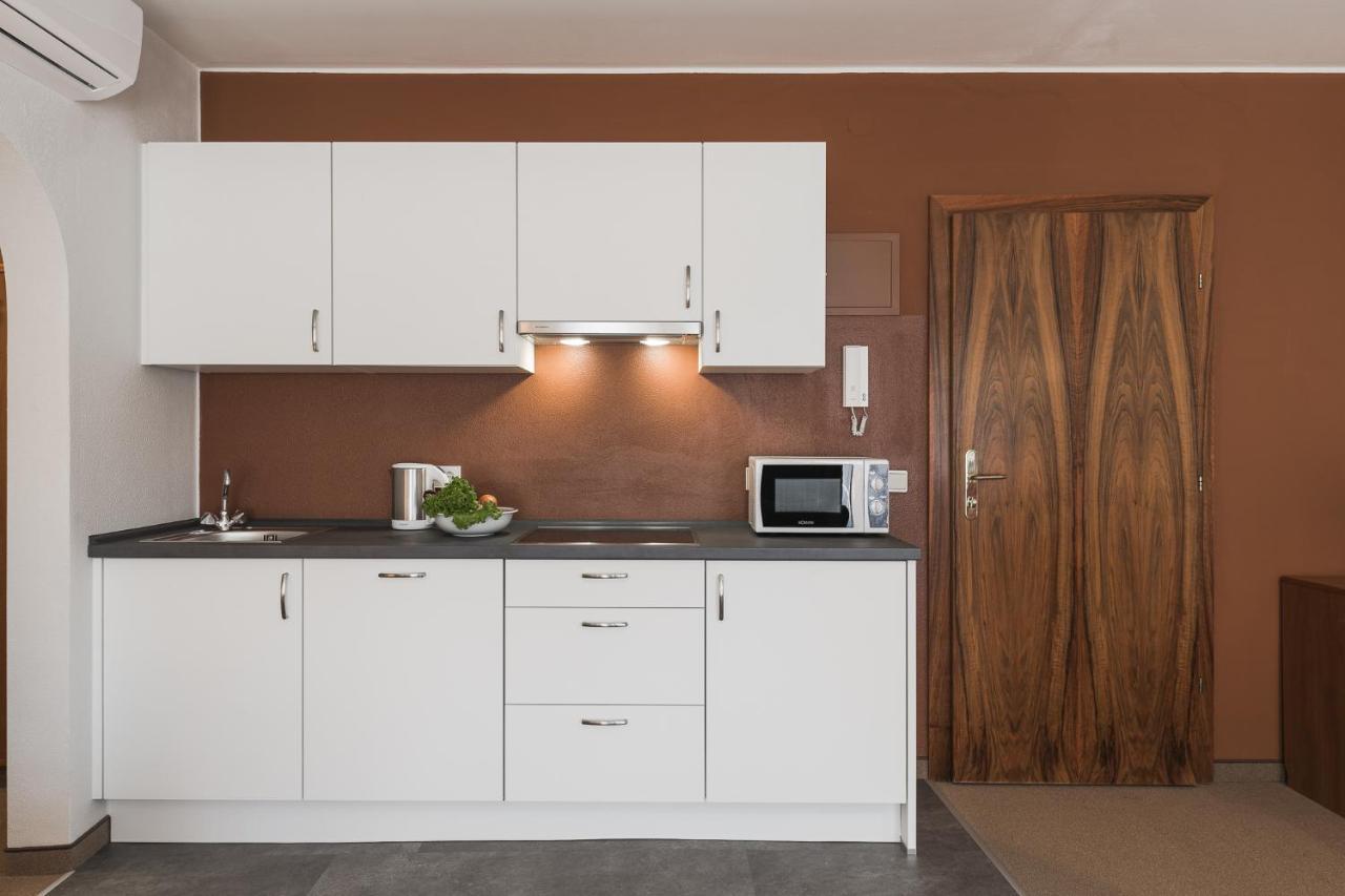 Residence Desiree Classic & Design Мерано Екстер'єр фото
